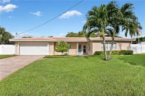 293 94th Avenue NE St Petersburg FL 33702