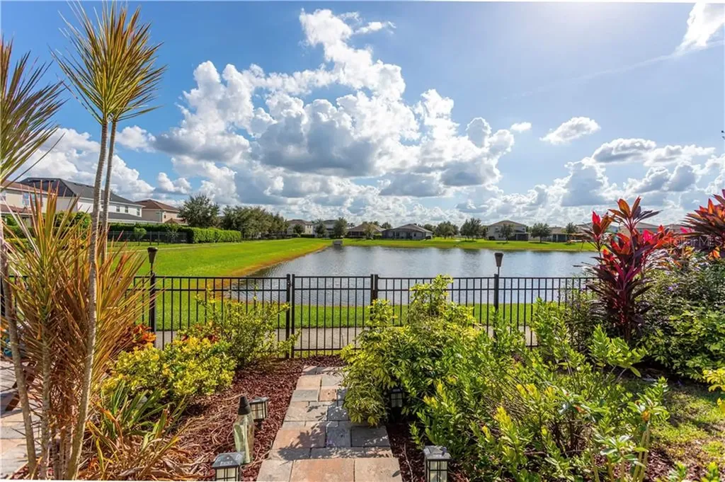 11808 Chateaubriand Avenue Orlando FL 32836