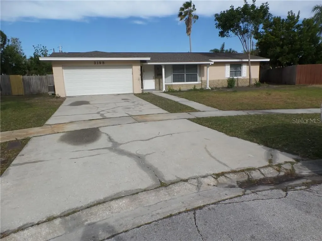 3198 61st Way N St Petersburg FL 33710