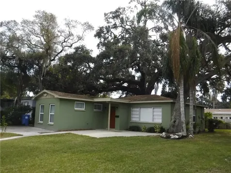 4676 23rd Avenue S St Petersburg FL 33711