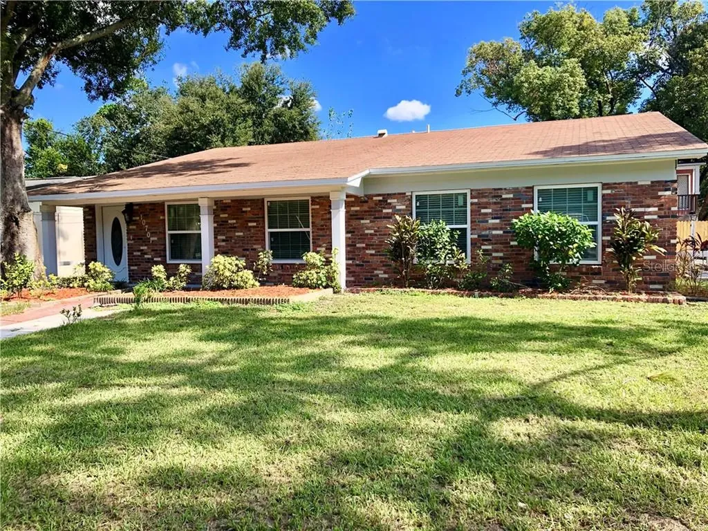 10701 N Dixon Avenue Tampa FL 33612