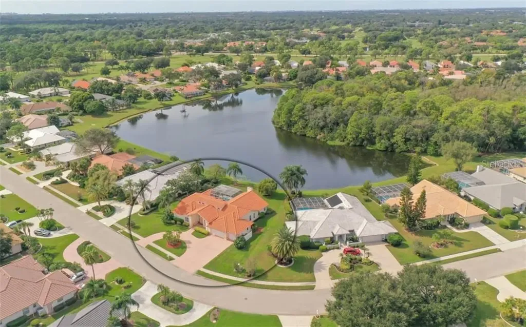7554 Links Court Sarasota FL 34243