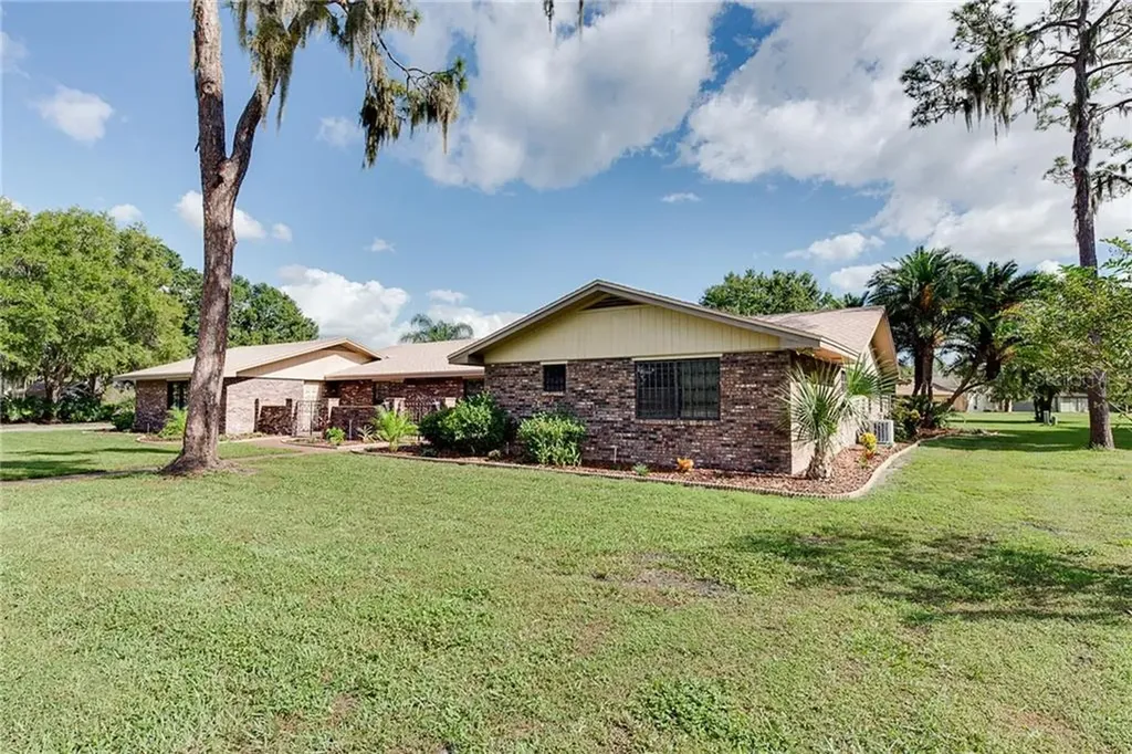 100 Country Club Lane Mulberry FL 33860