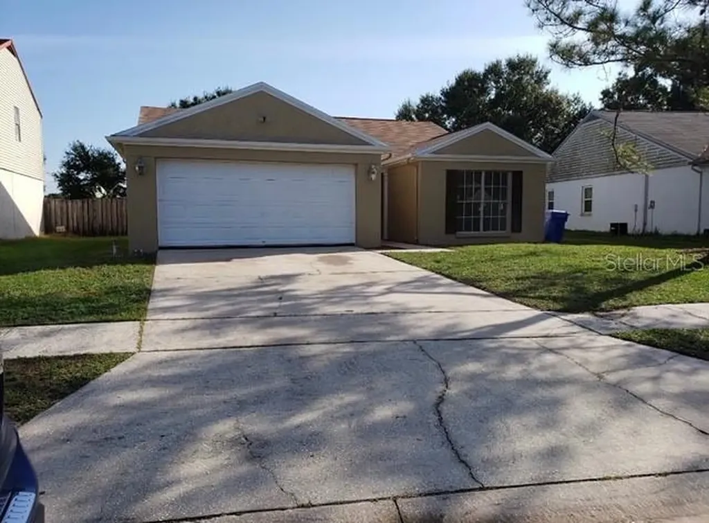 8343 Paddlewheel Street Tampa FL 33637