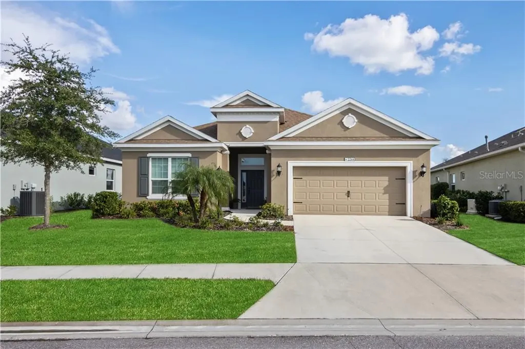 2244 Crystal Lake Trail Bradenton FL 34211