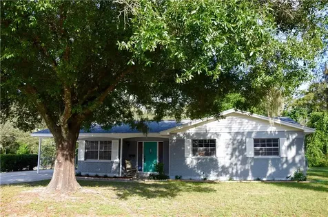 2302 Fern Place Tampa FL 33604