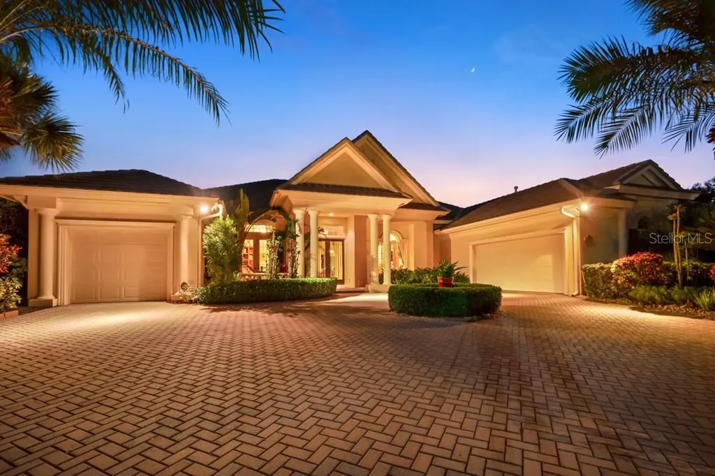 8851 Bloomfield Boulevard Sarasota FL 34238