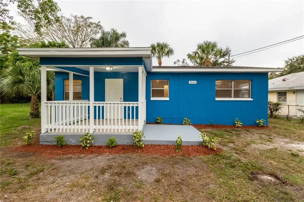 1042 N Missouri Avenue Clearwater FL 33755