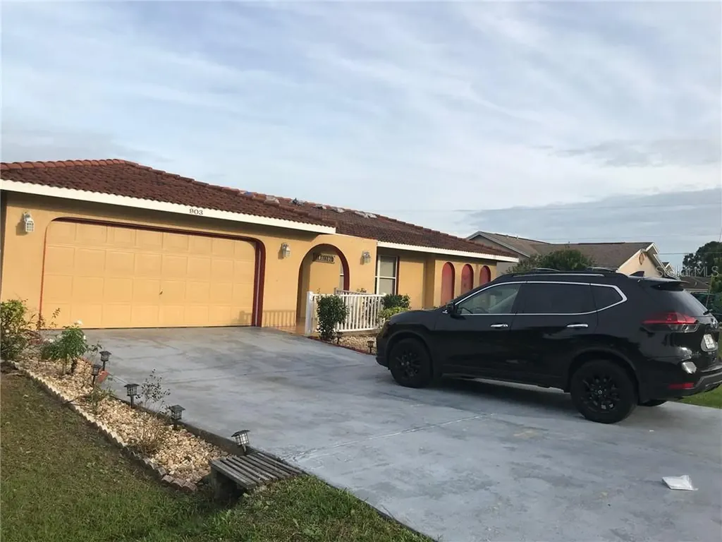 903 San Carlos Way Kissimmee FL 34758