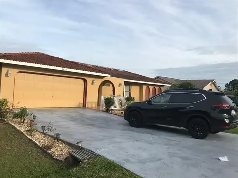 903 San Carlos Way Kissimmee FL 34758