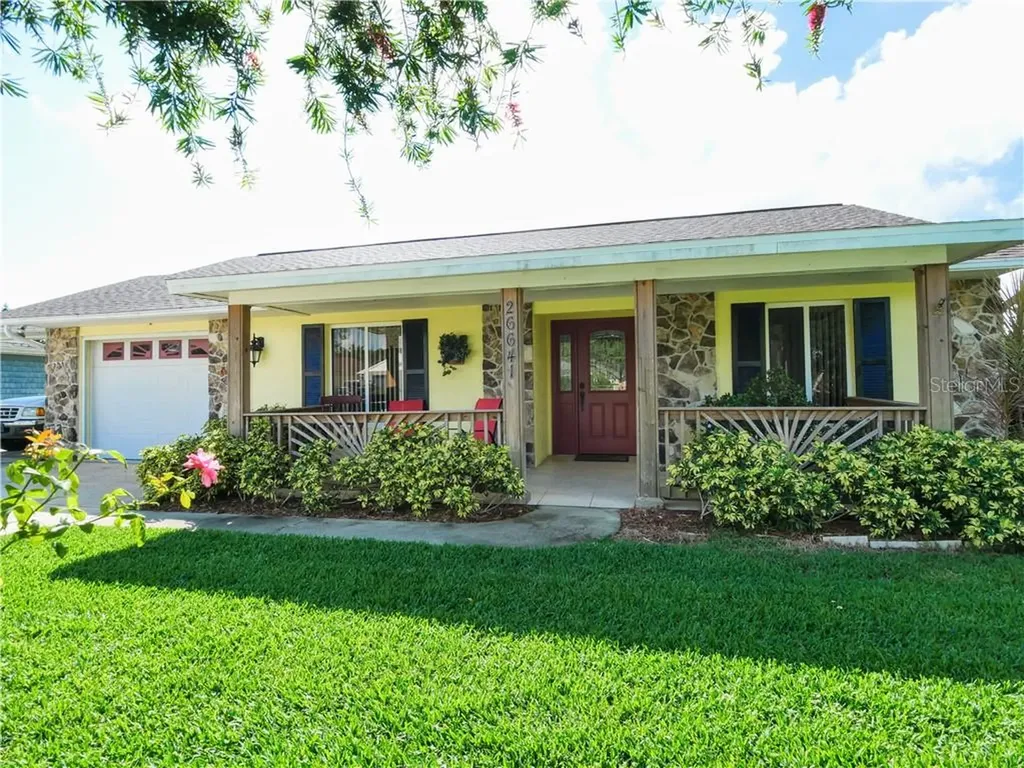 26641 E Cove Drive Tavares FL 32778