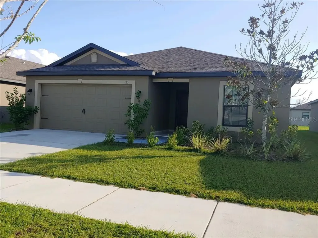 913 Wynnmere Walk Avenue Ruskin FL 33570