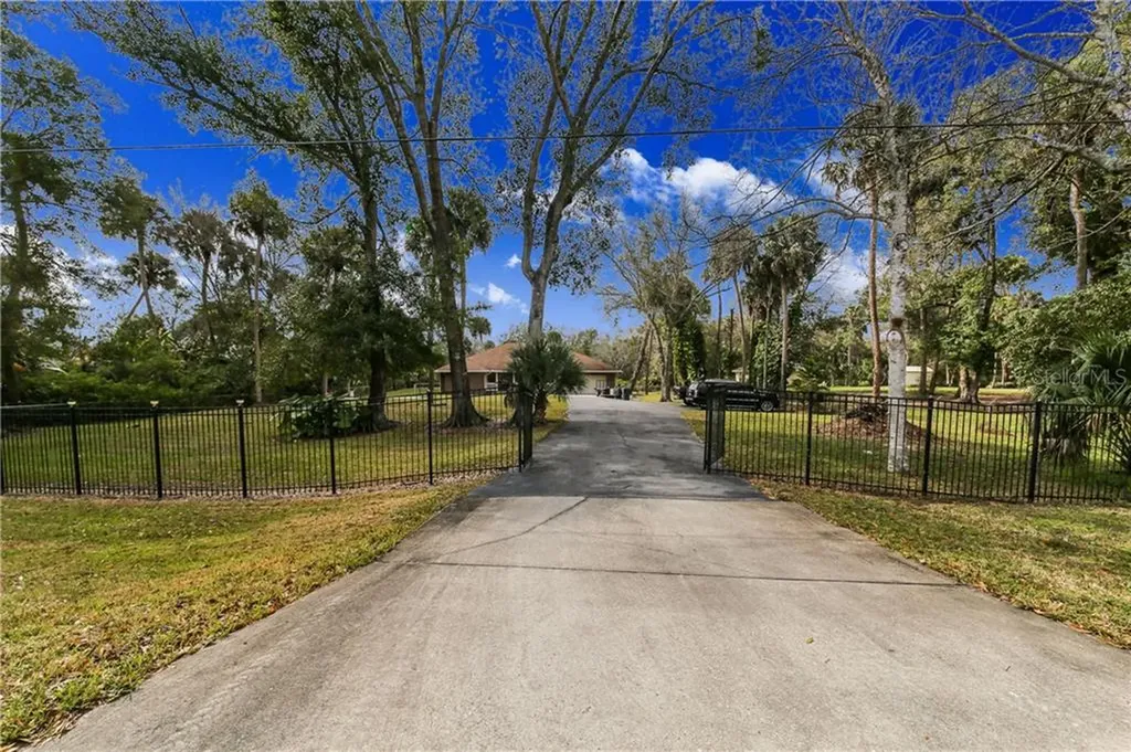 6011 Halabrin Road Haines City FL 33844