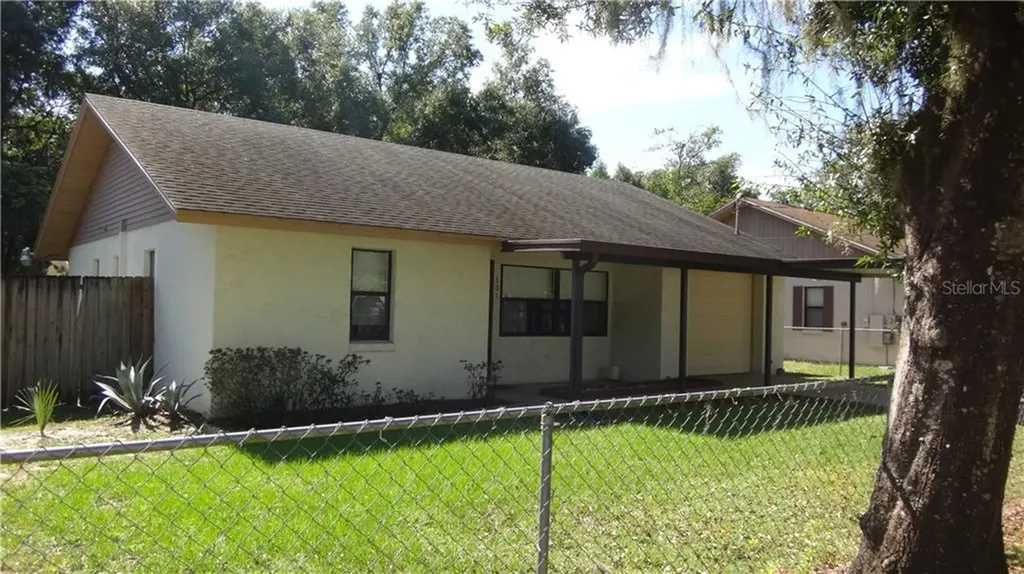 601 W Morse Street Plant City FL 33563