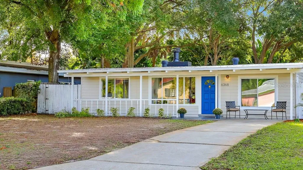 6368 8th Avenue N St Petersburg FL 33710