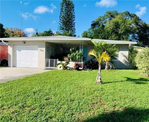 5205 Jersey Avenue S Gulfport FL 33707