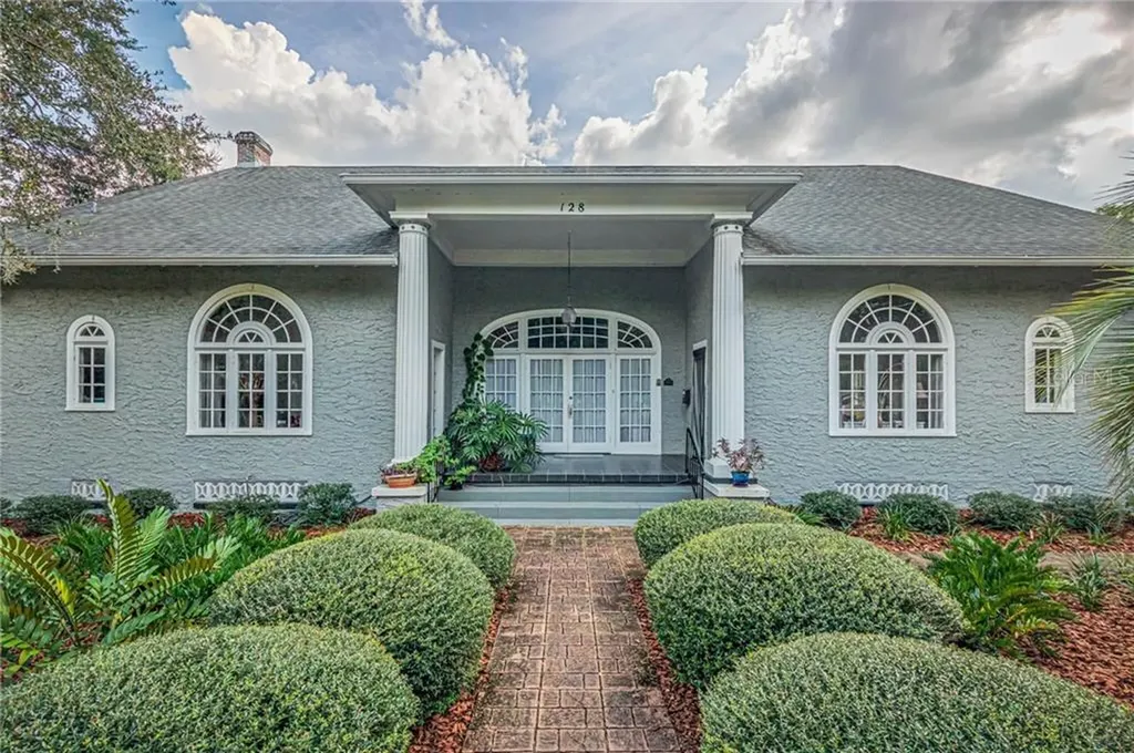 128 W Michigan Avenue Deland FL 32720