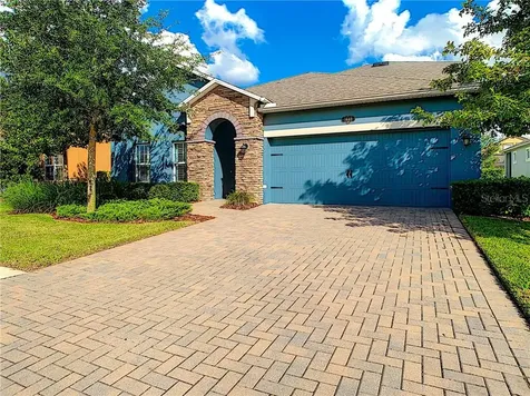 1689 Feather Grass Loop Lutz FL 33558