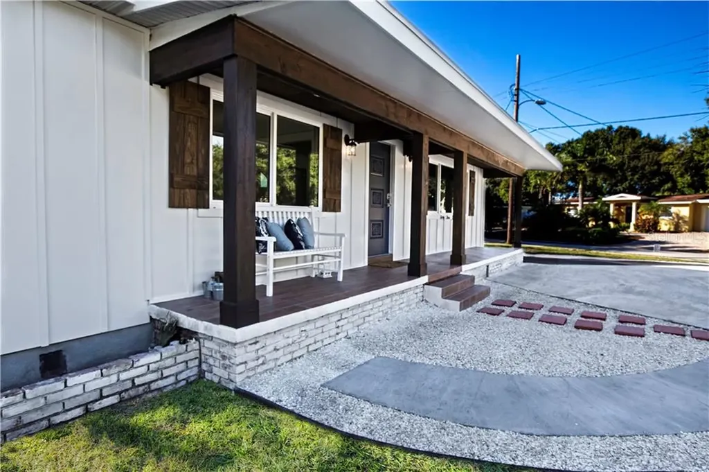 4306 W Knights Avenue Tampa FL 33611