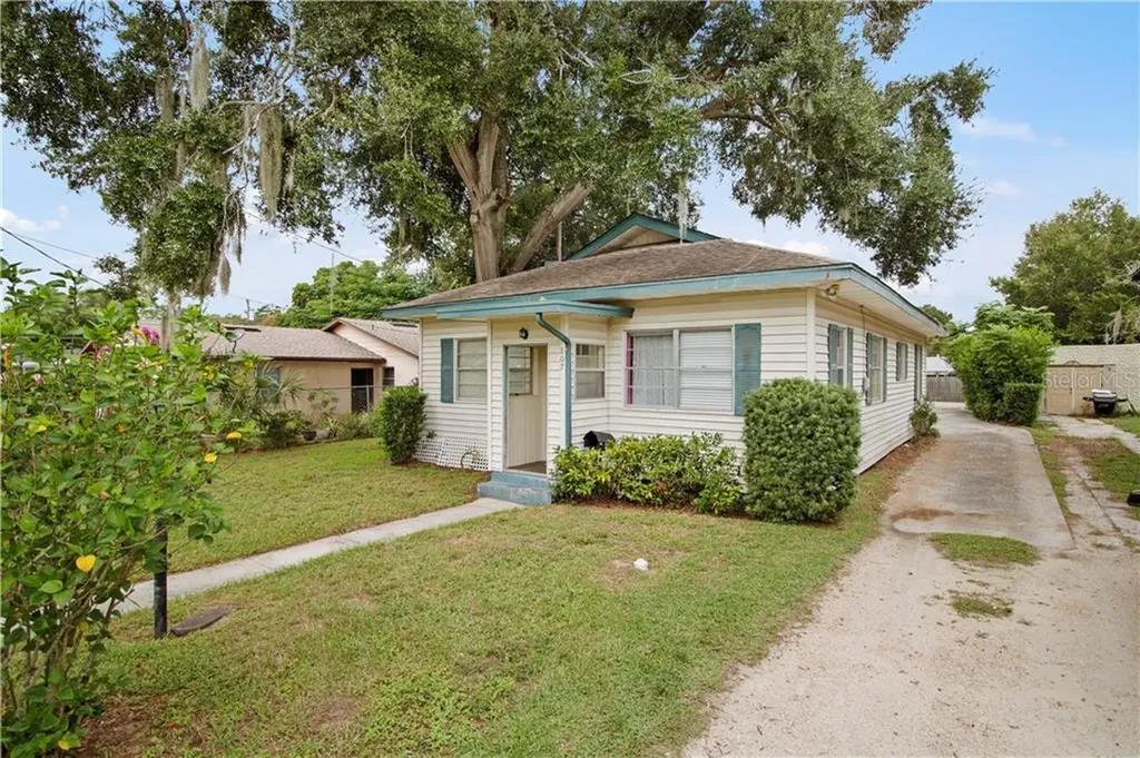 807 Avenue F NE Winter Haven FL 33881