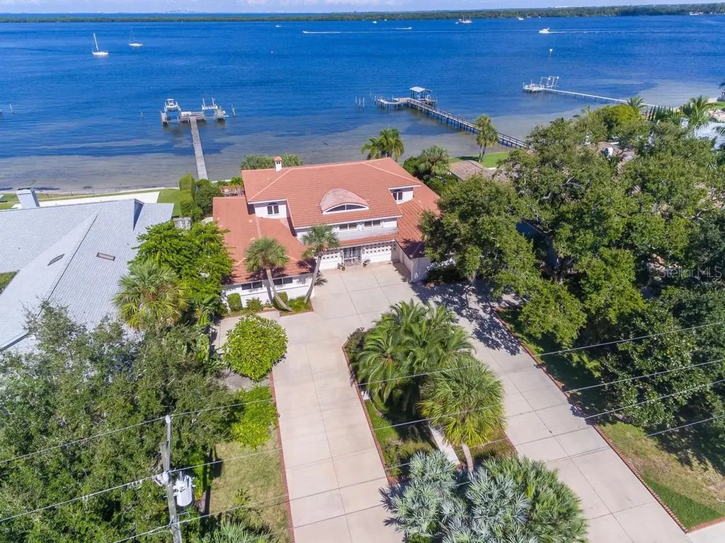 7412 Riverview Drive Bradenton FL 34209