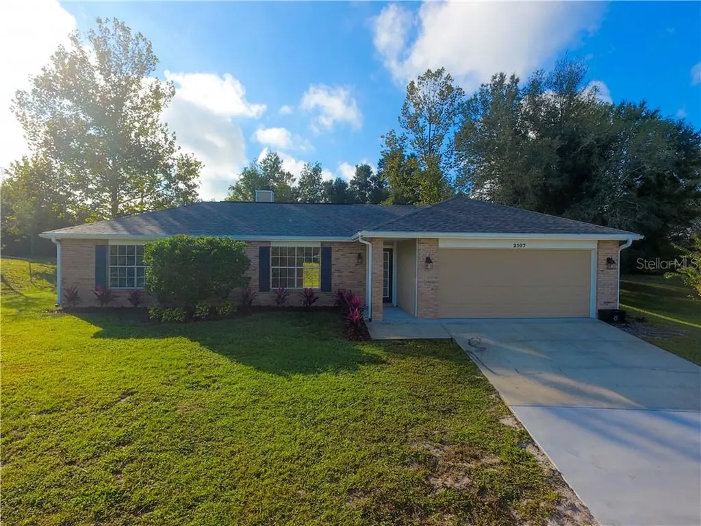 2107 Everest Street Deltona FL 32738