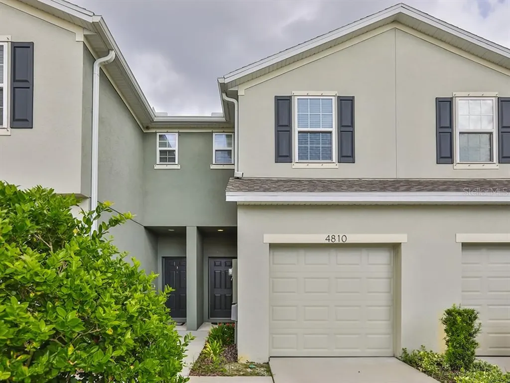 4810 White Sanderling Court Tampa FL 33619