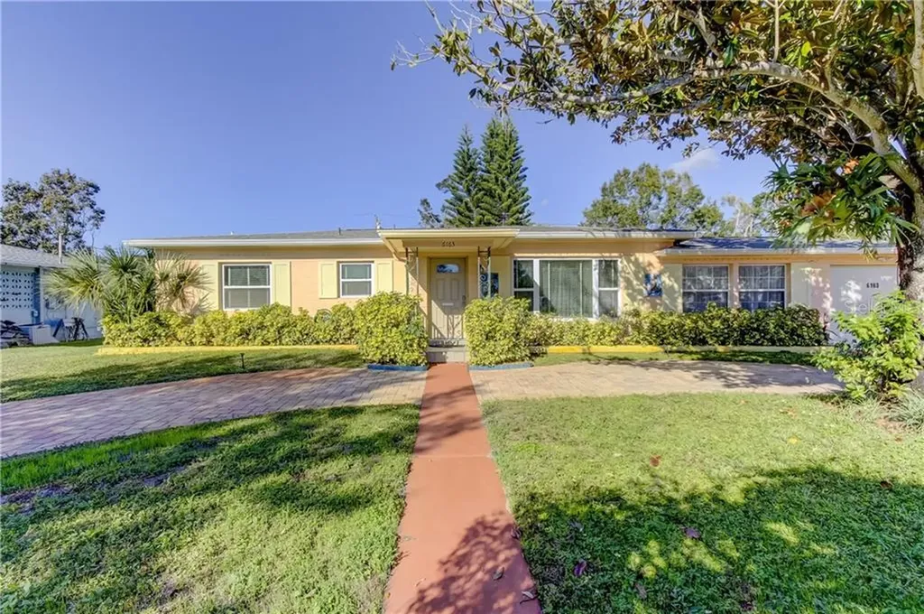 6163 5th Avenue N St Petersburg FL 33710