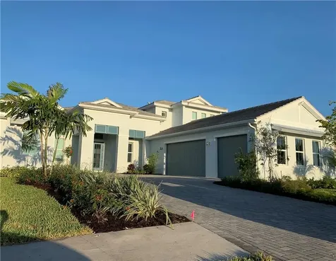 8339 Redonda Loop Bradenton FL 34202