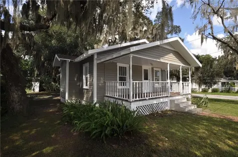 402 W Cherry Street Plant City FL 33563