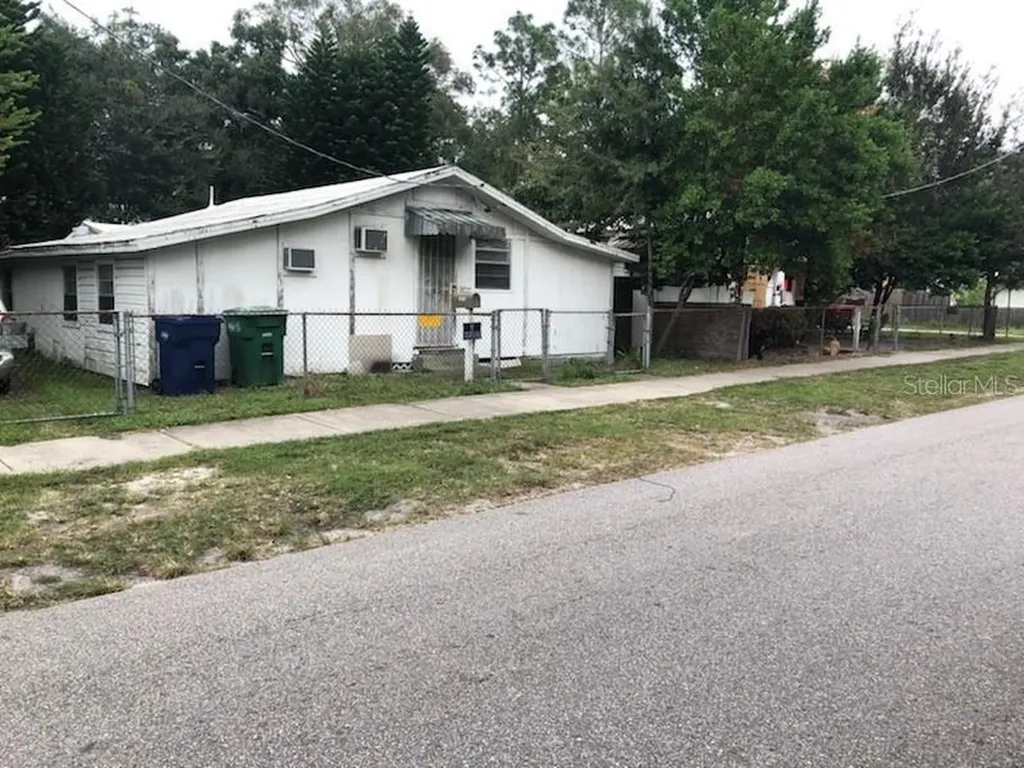1016 E Sitka Street Tampa FL 33604