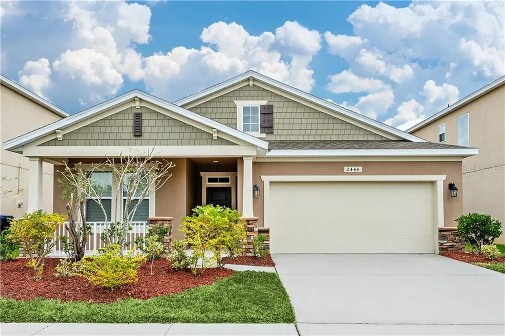 2444 Beacon Landing Circle Orlando FL 32824