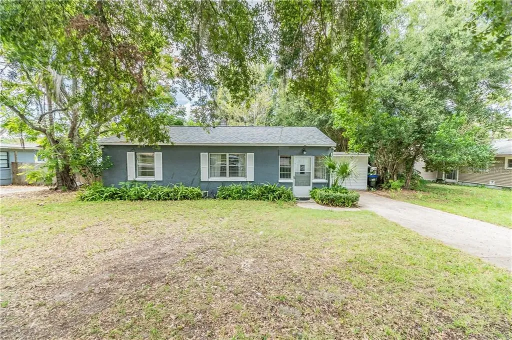5388 Rose Avenue Orlando FL 32810