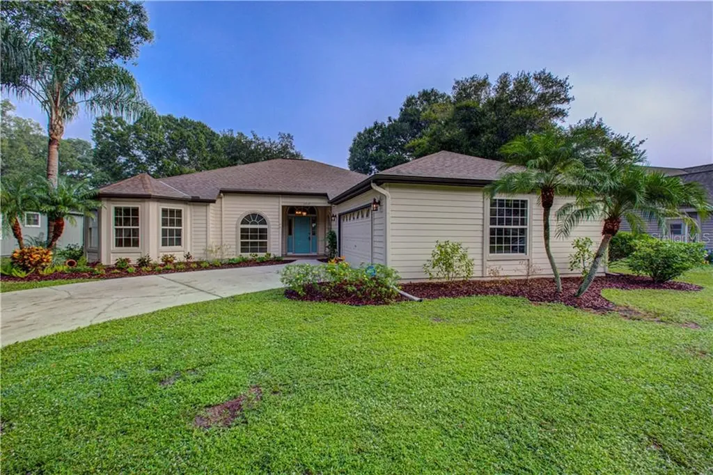 3717 Pond View Lane Sarasota FL 34235