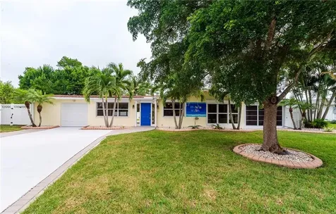 3513 S School Avenue Sarasota FL 34239