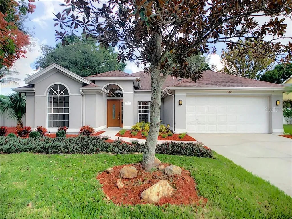 592 Rochester Street Oviedo FL 32765
