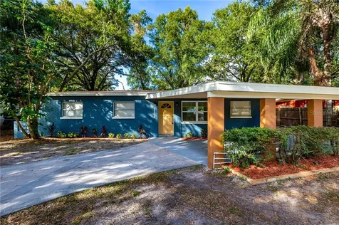 2206 E Bougainvillea Avenue Tampa FL 33612