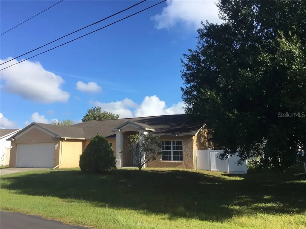 932 Delano Court Kissimmee FL 34758