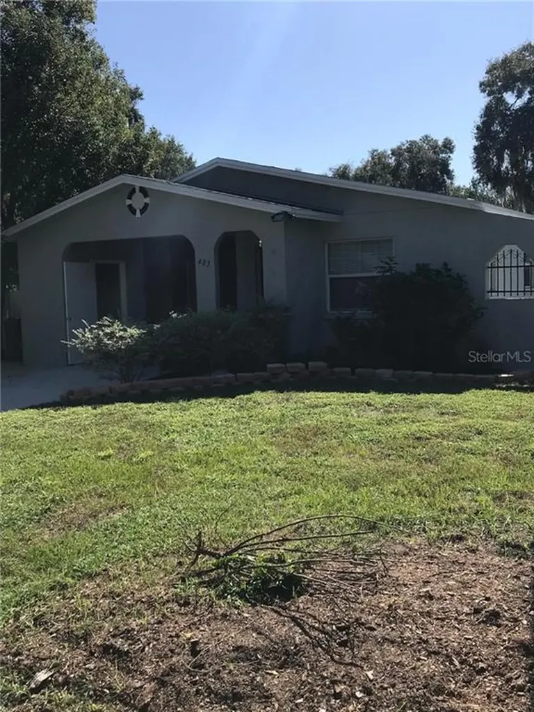 403 W Cherry Street Plant City FL 33563
