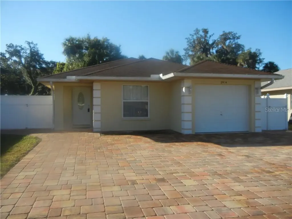 2904 31st Avenue E Bradenton FL 34208