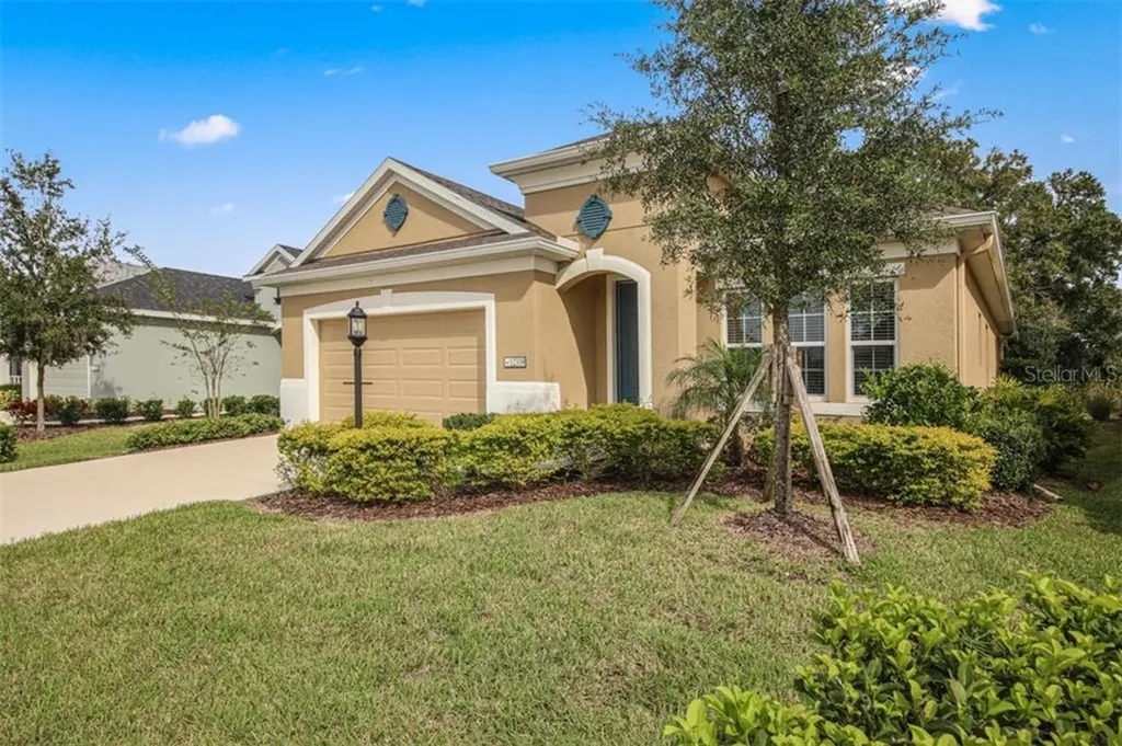 12339 Whisper Lake Drive Bradenton FL 34211