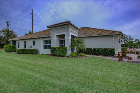 5446 Fairfield Boulevard Bradenton FL 34203