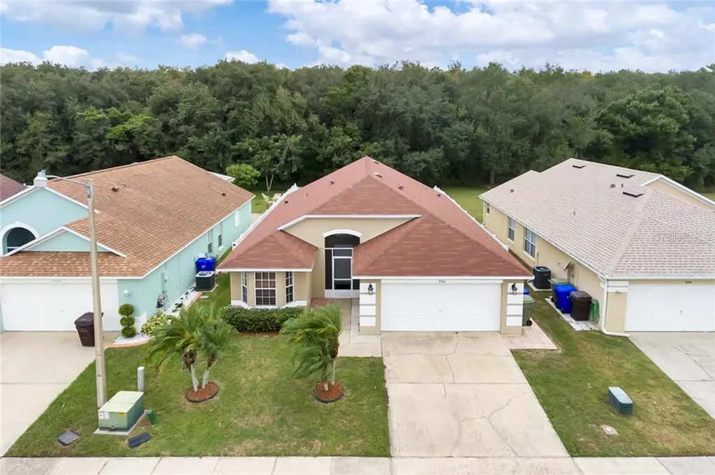 2202 Mallard Creek Circle Kissimmee FL 34743