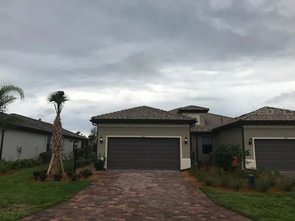7613 Kirkland Cove Bradenton FL 34202