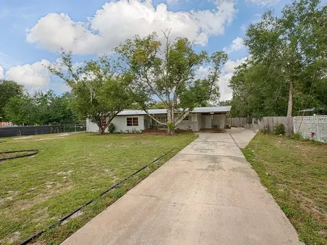 11341 Ocklawaha Drive Leesburg FL 34788