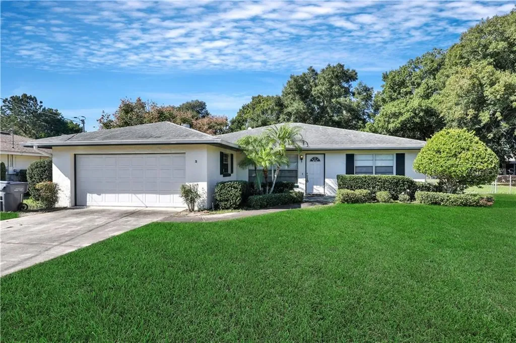 135 Okaloosa Drive Winter Haven FL 33884
