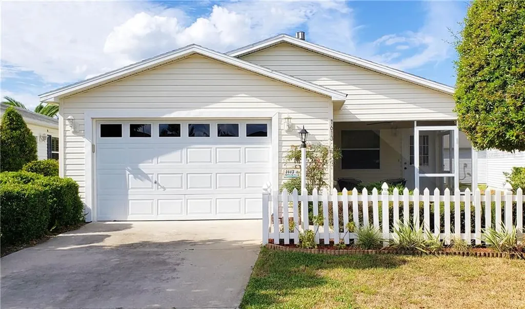 1613 Gibbes Way The Villages FL 32162