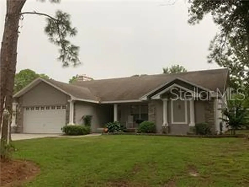 8819 Scandinavia Boulevard Lakeland FL 33809