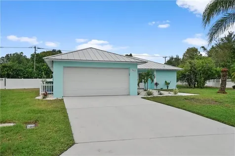 7412 14th Avenue W Bradenton FL 34209