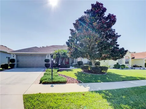 25305 Forest Oak Court Leesburg FL 34748
